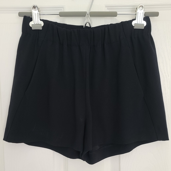 Babaton Dexter Shorts - Picture 4 of 9